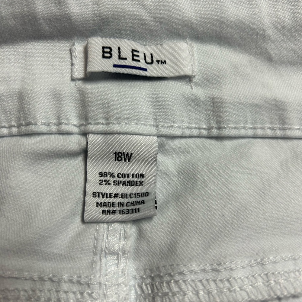 Women’s white denim bootcut jeans size 18W nwt cotton stretch - Picture 9 of 11